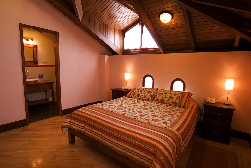Boutique Hotel Casa Foch Quito Bagian luar foto