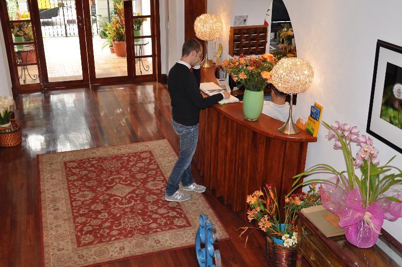 Boutique Hotel Casa Foch Quito Bagian luar foto