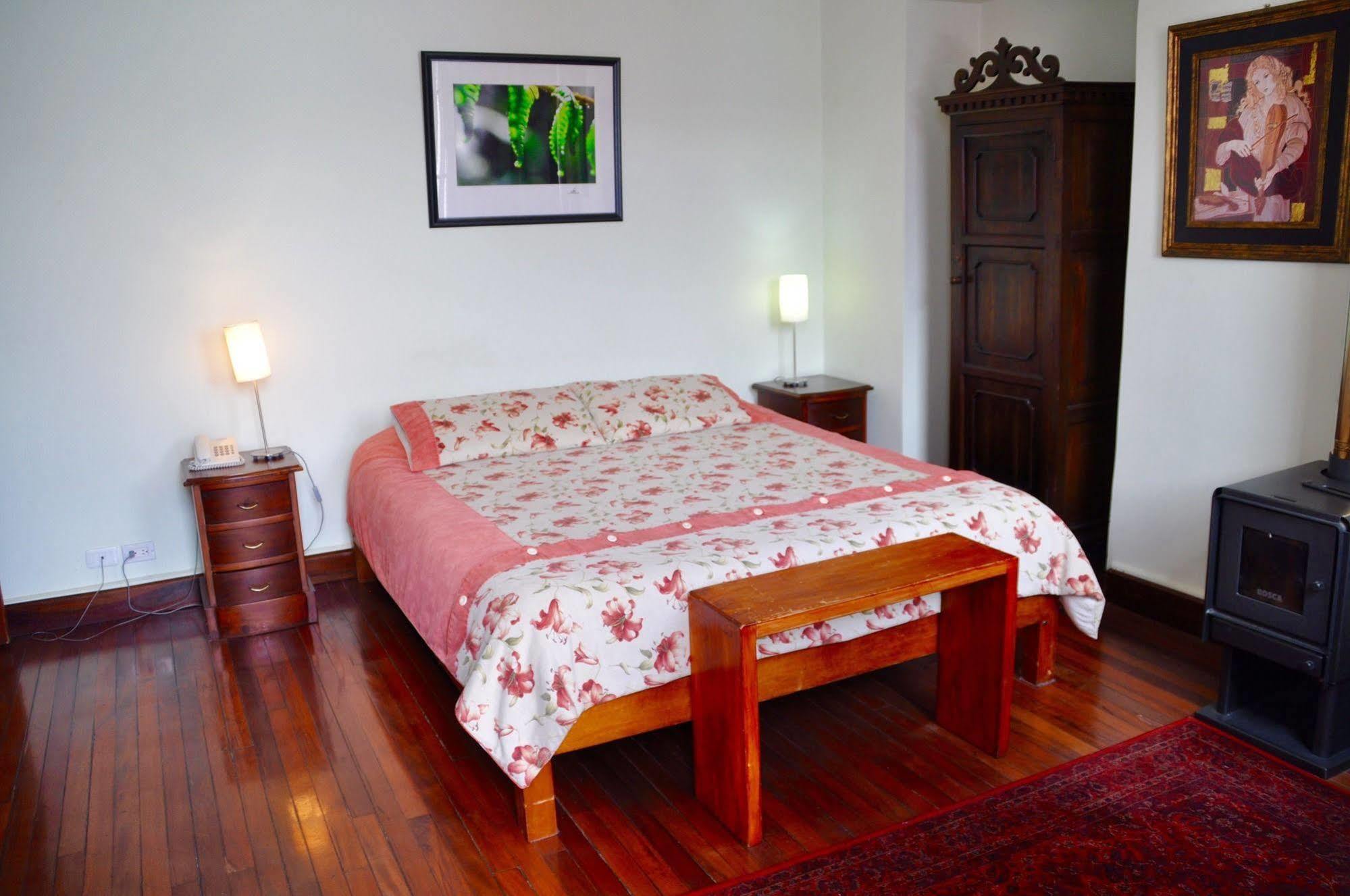 Boutique Hotel Casa Foch Quito Bagian luar foto