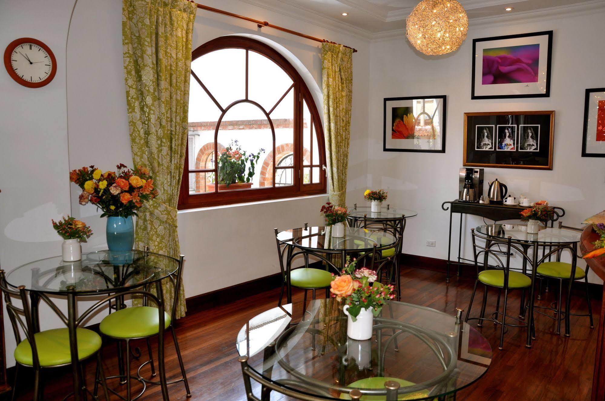 Boutique Hotel Casa Foch Quito Bagian luar foto