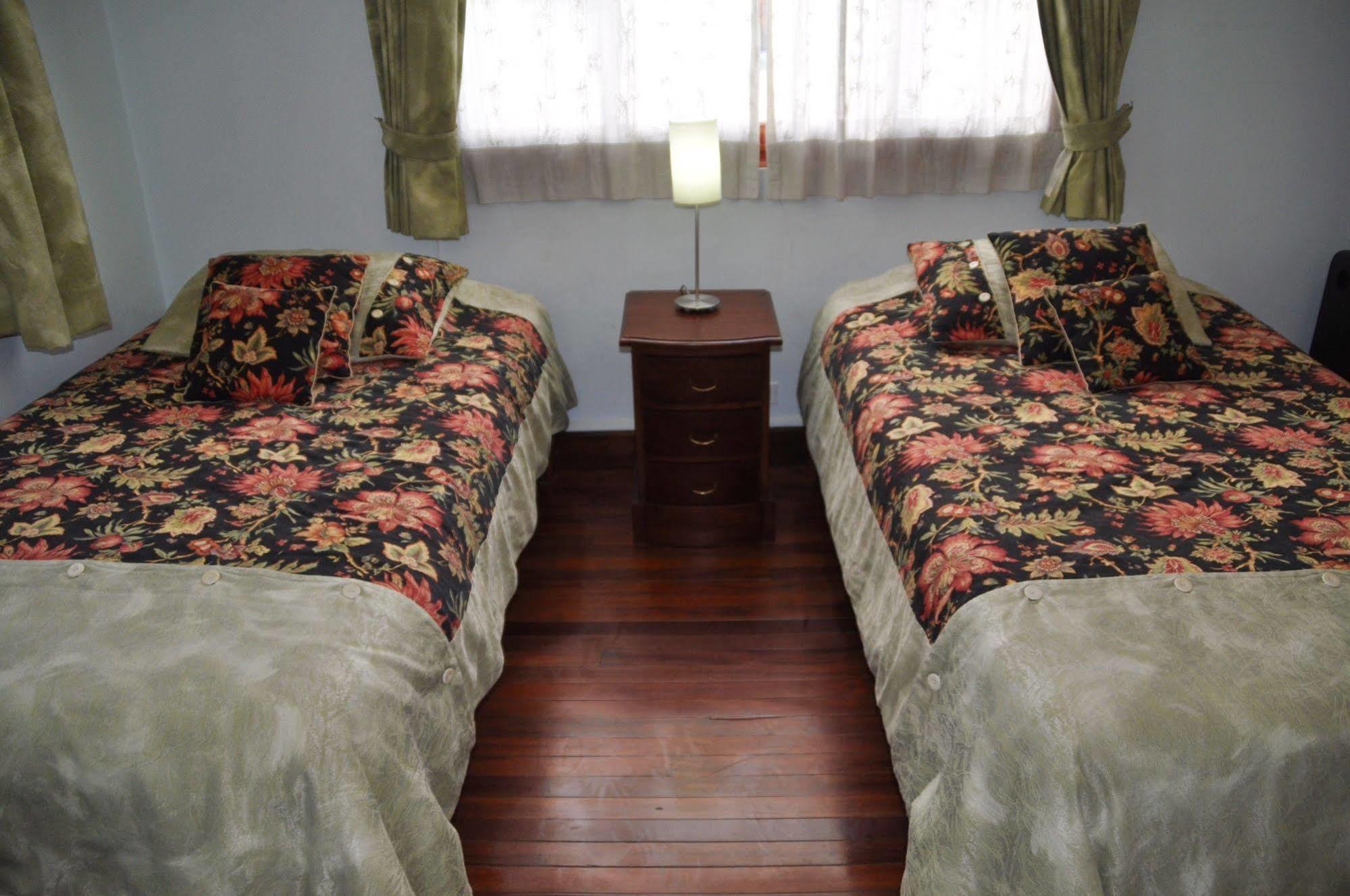 Boutique Hotel Casa Foch Quito Bagian luar foto